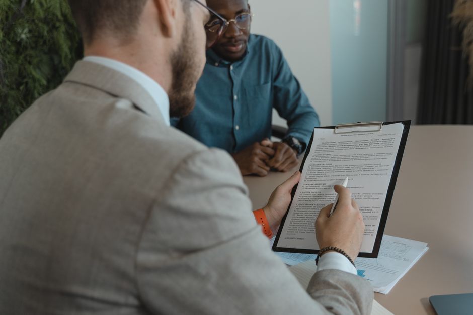 How to use a job interview copilot without sounding like you are reading
