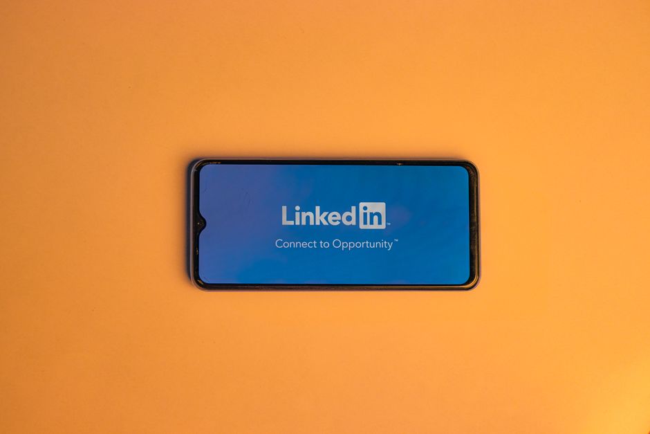 How to use EasyJobsApply’s 1‑click job grabber to automatically populate a LinkedIn job alert