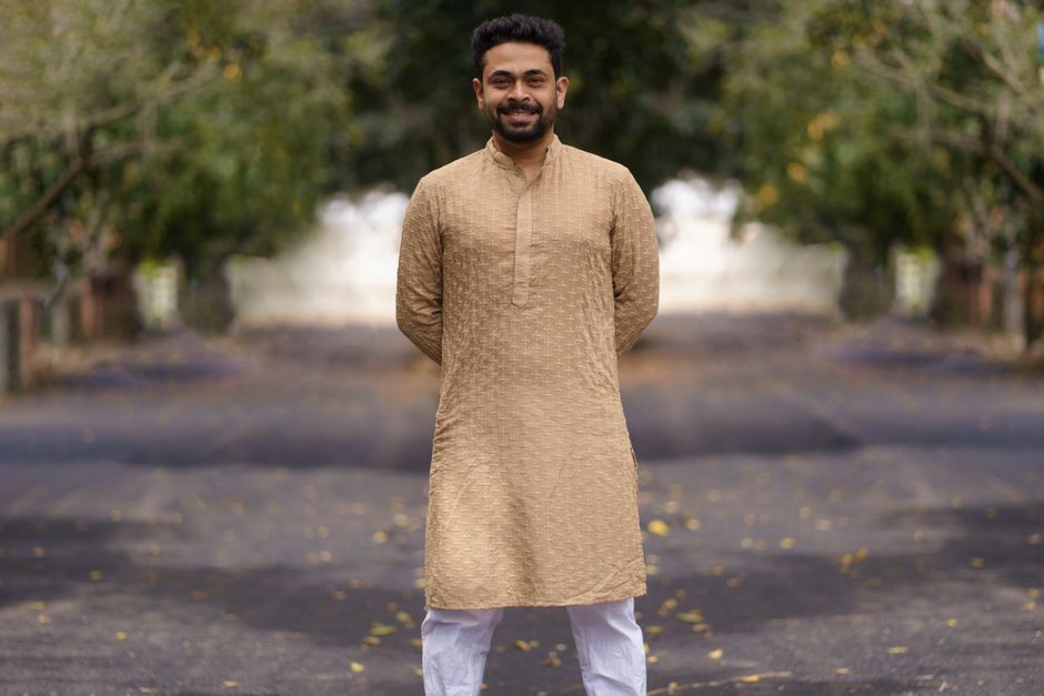 What are the top trends for men’s kurta pajama sets for US summer events?
