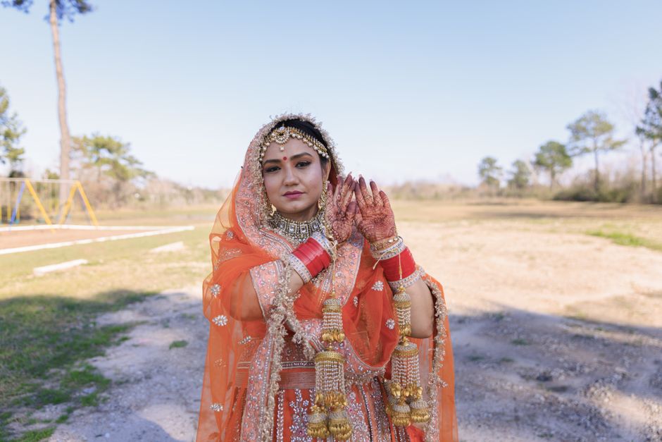 Where can U.S. brides find a curated selection of Pakistani wedding veils and dupattas without international shipping?